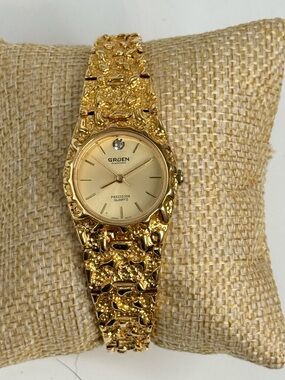 vintage Gruen Diamond Precision watch nugget band Japanese quartz movement.